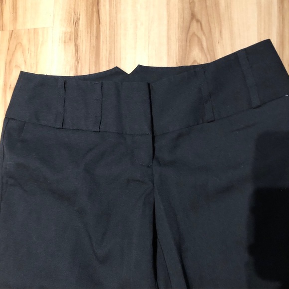 Black Capris Size 5 - Picture 4 of 6